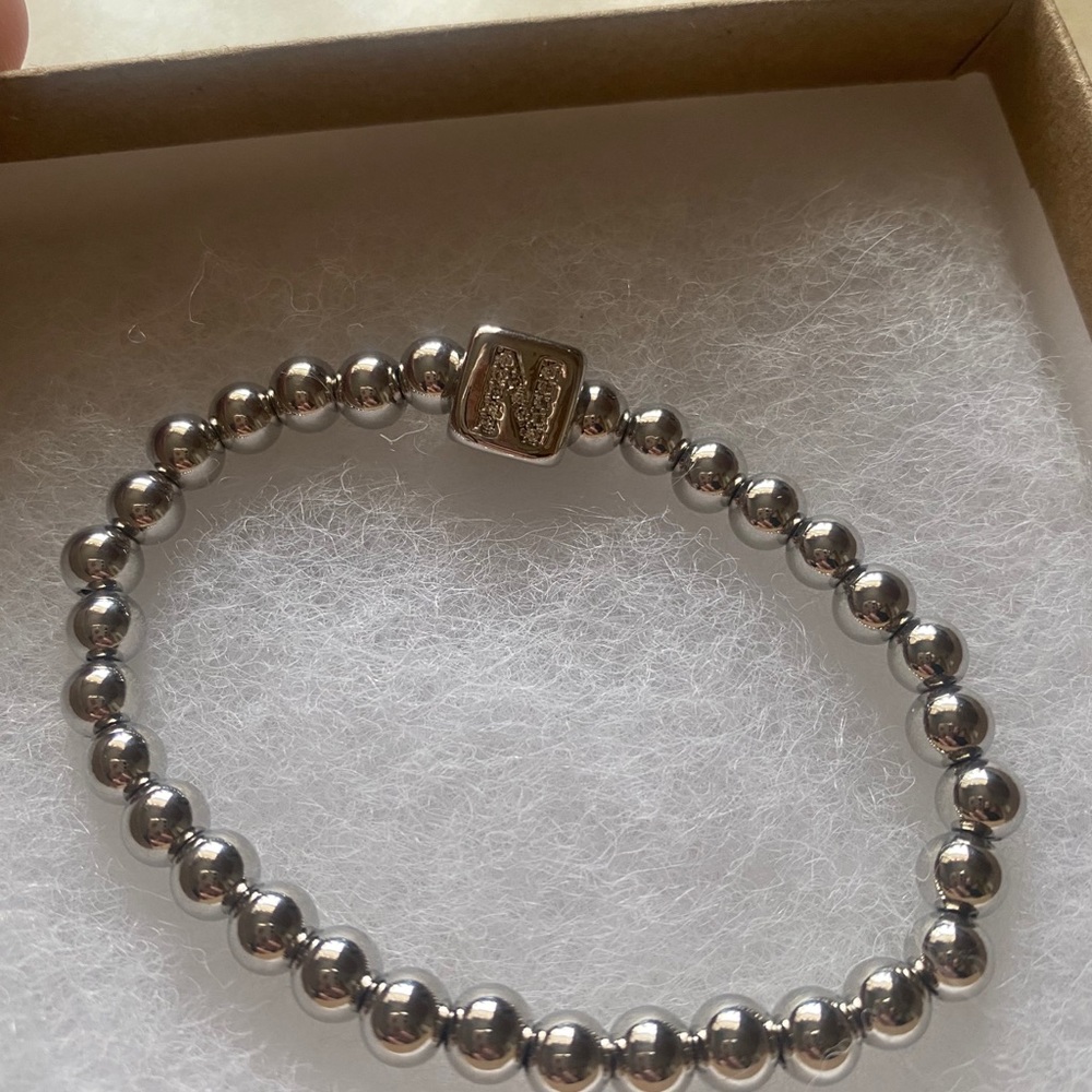“N” initial stretch Bracelet